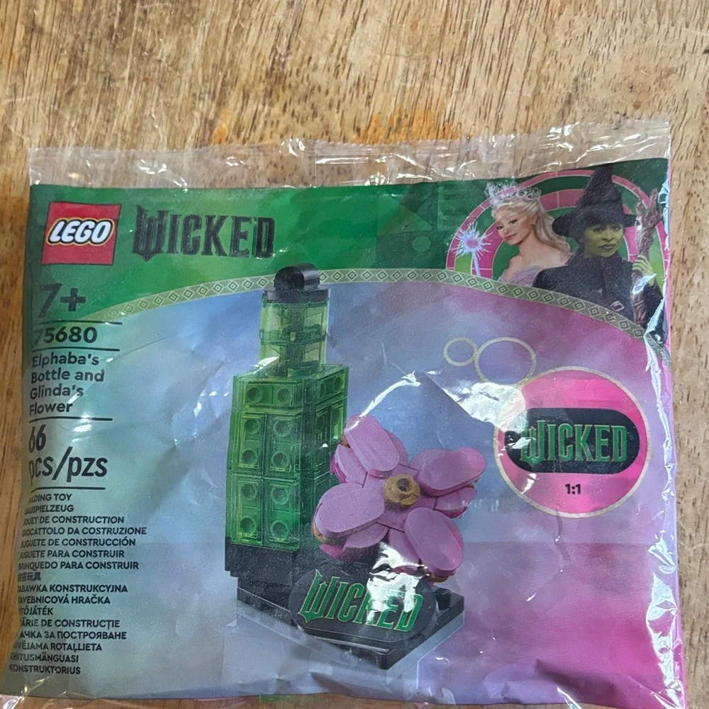 LEGO Wicked Elphaba Green Bottle & Glinda Pink Flower